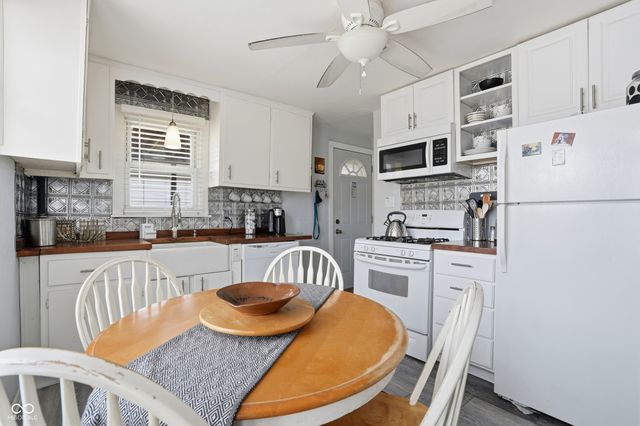 1237 E Pleasant Run Parkway South Drive, Indianapolis, IN 46203