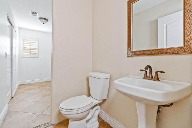 3292 Wheeler, Fresno, CA 93722