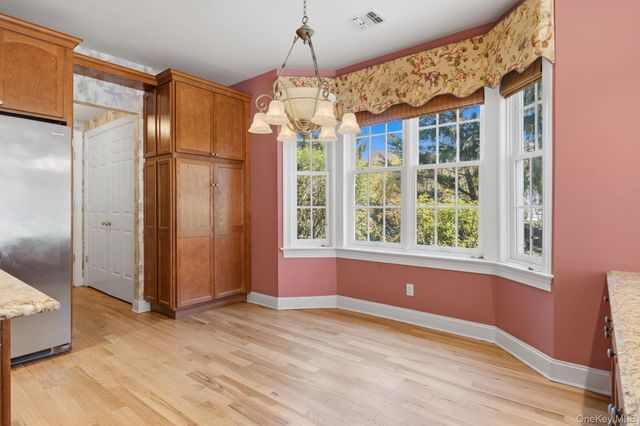 381 Altessa Boulevard, Melville, NY 11747
