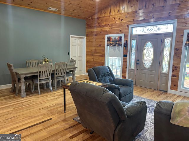 213 Fredonia Church Road, Barnesville, GA 30204