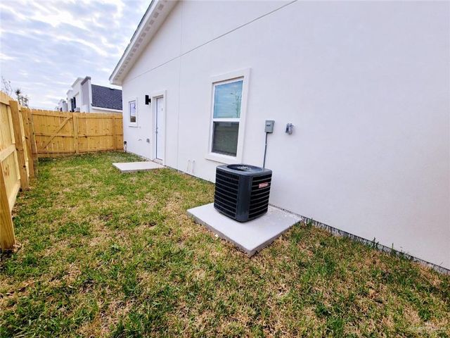 3409 Frio Avenue 3, Mcallen, TX 78504