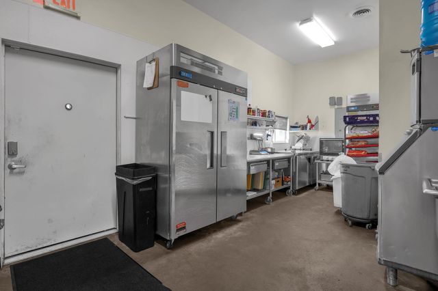 90 W Main Street, Tarlton, OH 43156