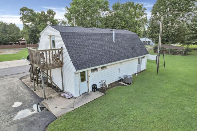 90 W Main Street, Tarlton, OH 43156