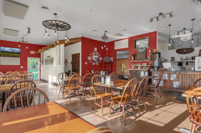 90 W Main Street, Tarlton, OH 43156