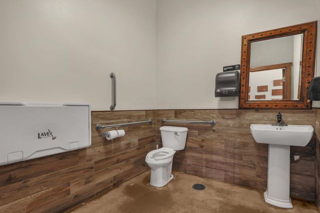 90 W Main Street, Tarlton, OH 43156