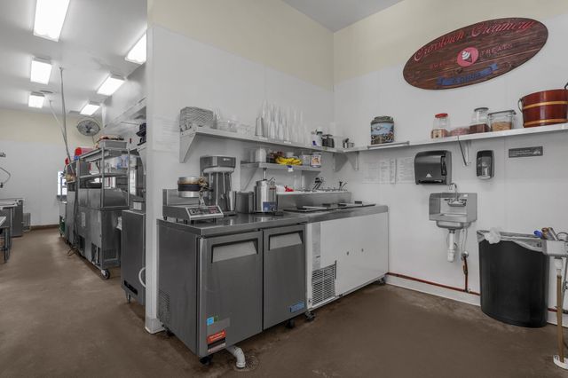 90 W Main Street, Tarlton, OH 43156