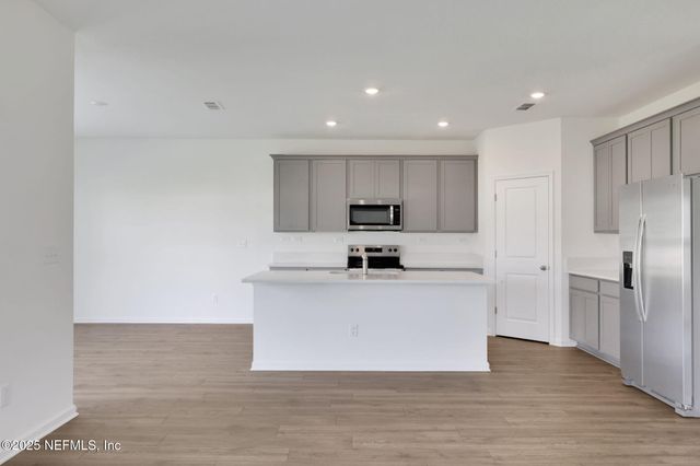 3407 HUMPHREY Street, Green Cove Springs, FL 32043