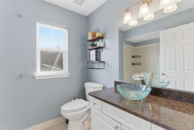 3402 Tremonte Circle N, Oakland Charter Township, MI 48306