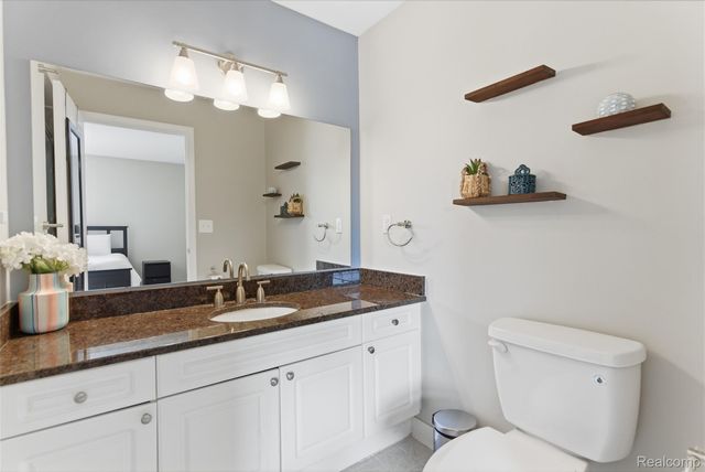 3402 Tremonte Circle N, Oakland Charter Township, MI 48306