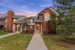 3402 Tremonte Circle N, Oakland Charter Township, MI 48306