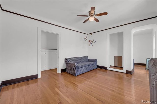 1265 25th Street, Detroit, MI 48216