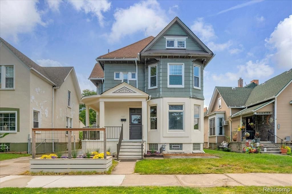 1265 25th Street, Detroit, MI 48216