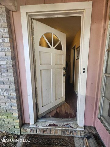 125 Cedarwood Drive, R, Jackson, MS 39212
