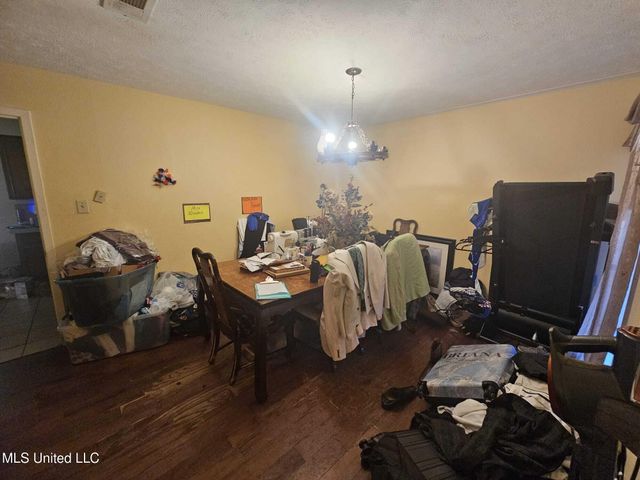 125 Cedarwood Drive, R, Jackson, MS 39212