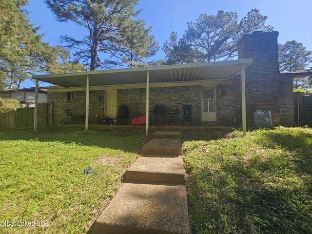 125 Cedarwood Drive, R, Jackson, MS 39212