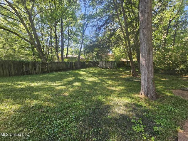 125 Cedarwood Drive, R, Jackson, MS 39212