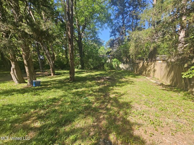 125 Cedarwood Drive, R, Jackson, MS 39212