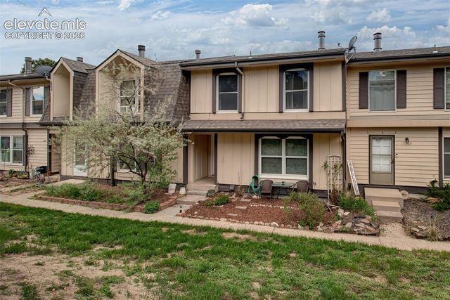 367 Raspberry Lane, Monument, CO 80132