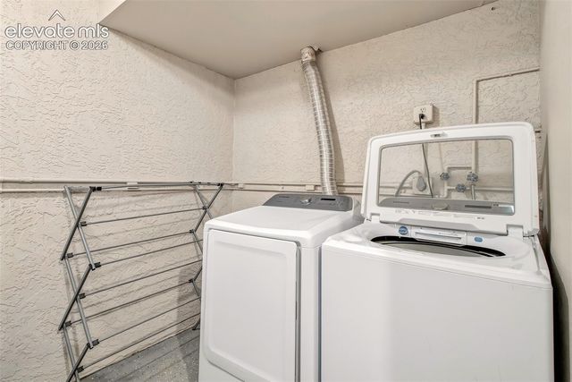 367 Raspberry Lane, Monument, CO 80132