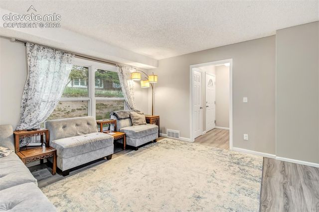 367 Raspberry Lane, Monument, CO 80132
