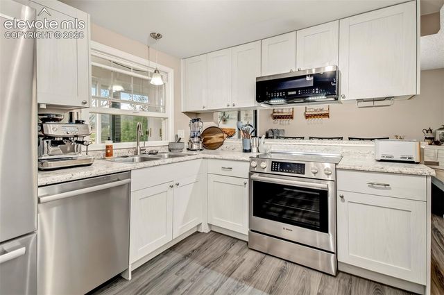 367 Raspberry Lane, Monument, CO 80132