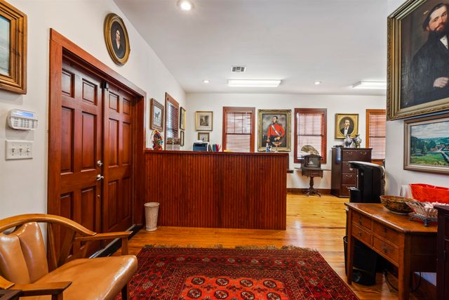 19 Riberia Street, St Augustine, FL 32084