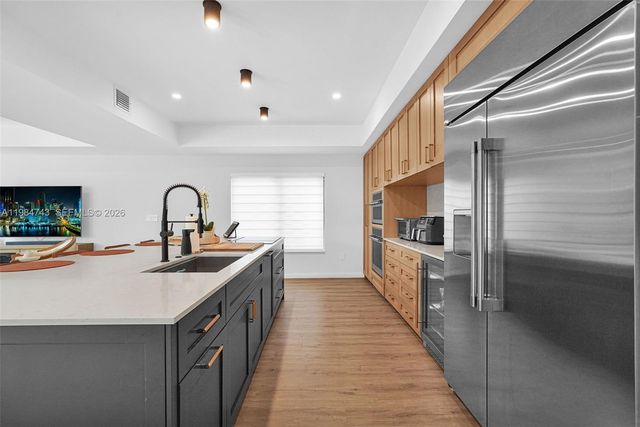 7993 NW 161st Ter, Miami Lakes, FL 33016