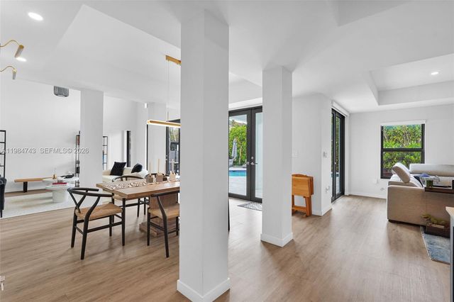 7993 NW 161st Ter, Miami Lakes, FL 33016