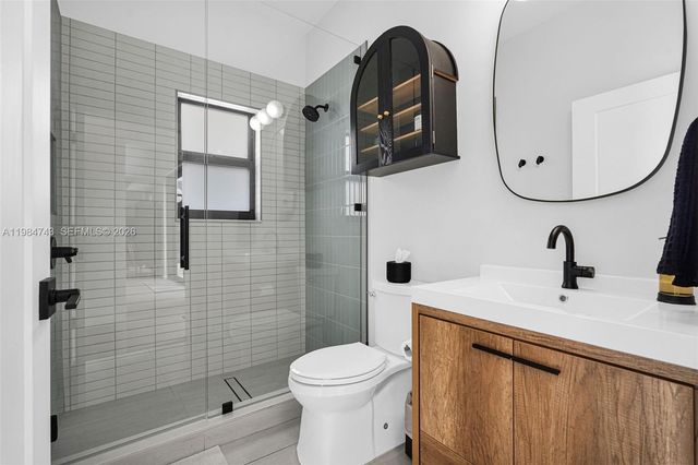 7993 NW 161st Ter, Miami Lakes, FL 33016