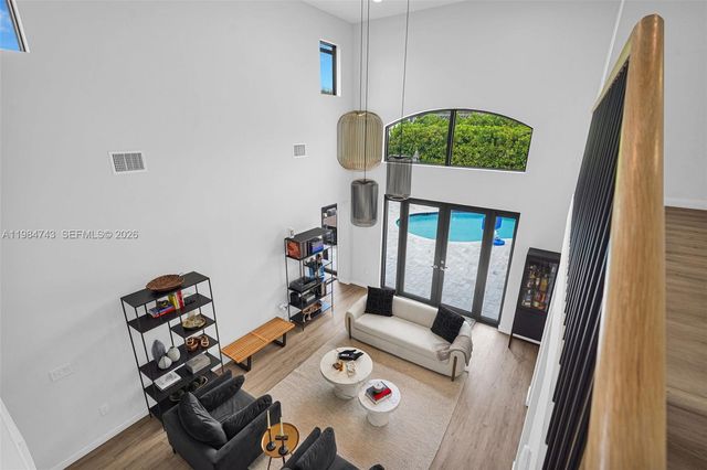 7993 NW 161st Ter, Miami Lakes, FL 33016