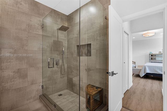 7993 NW 161st Ter, Miami Lakes, FL 33016