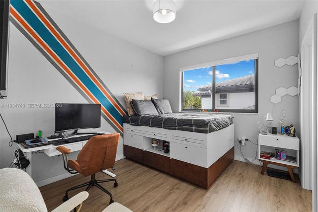 7993 NW 161st Ter, Miami Lakes, FL 33016