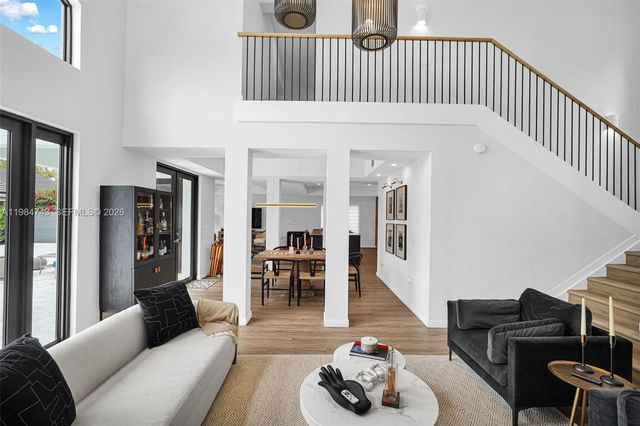 7993 NW 161st Ter, Miami Lakes, FL 33016