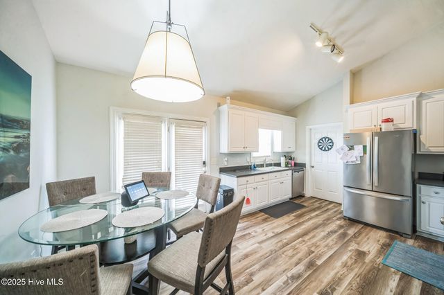 1124 Sebring Drive, Winterville, NC 28590
