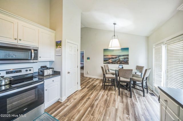 1124 Sebring Drive, Winterville, NC 28590