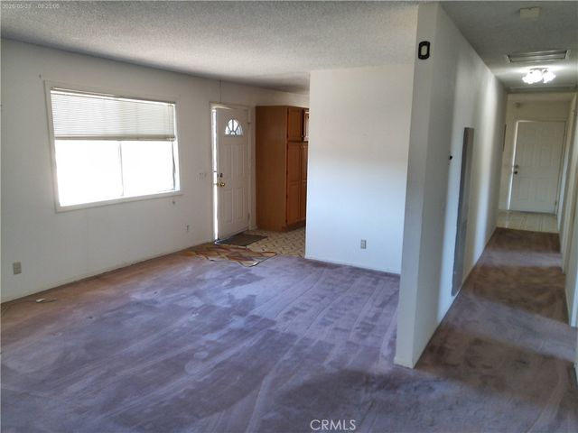 13410 Begonia Road, Victorville, CA 92392