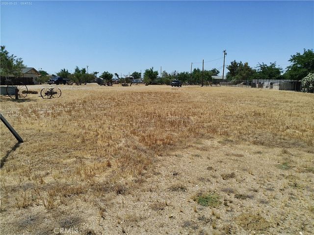 13410 Begonia Road, Victorville, CA 92392
