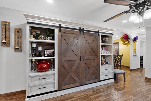 1727 Rayo Del Sol SW Drive SW, Albuquerque, NM 87121