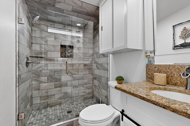 1727 Rayo Del Sol SW Drive SW, Albuquerque, NM 87121