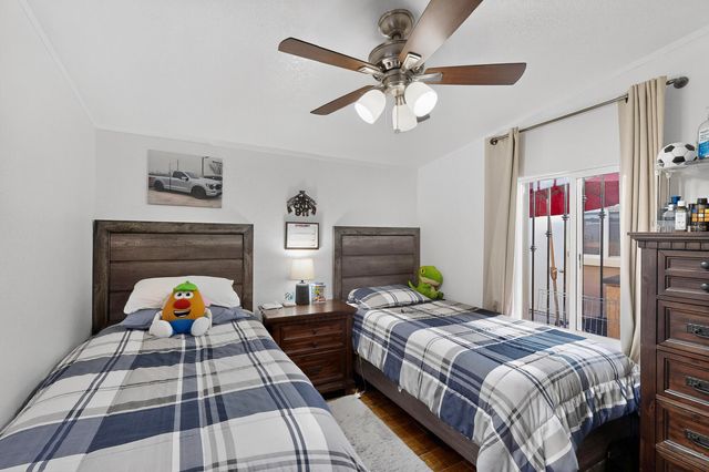 1727 Rayo Del Sol SW Drive SW, Albuquerque, NM 87121