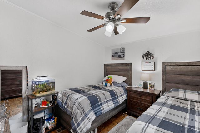 1727 Rayo Del Sol SW Drive SW, Albuquerque, NM 87121