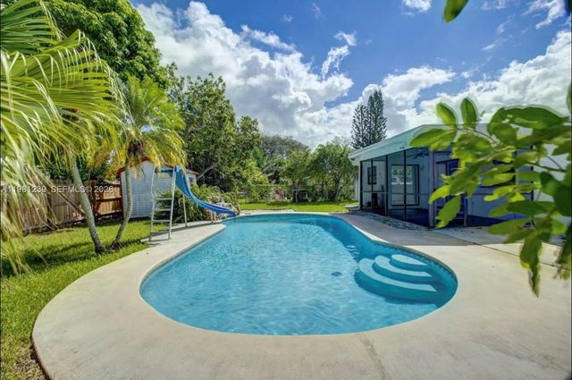 6731 SW 10th Ct 0, North Lauderdale, FL 33068