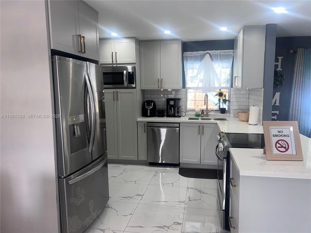 6731 SW 10th Ct 0, North Lauderdale, FL 33068