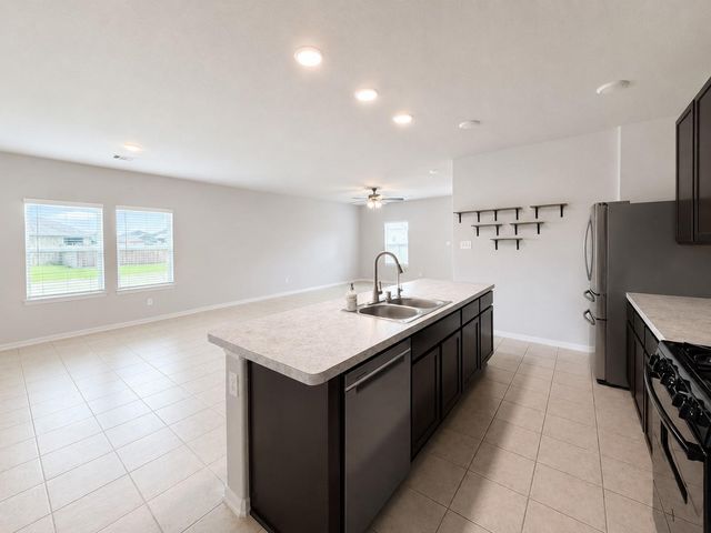 2805 Coral Drive, Texas City, TX 77591
