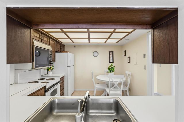 5000 N Ocean Boulevard 504, Lauderdale By The Sea, FL 33308