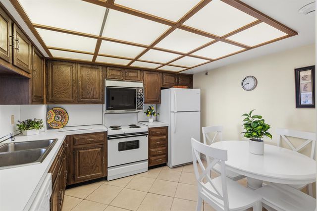 5000 N Ocean Boulevard 504, Lauderdale By The Sea, FL 33308