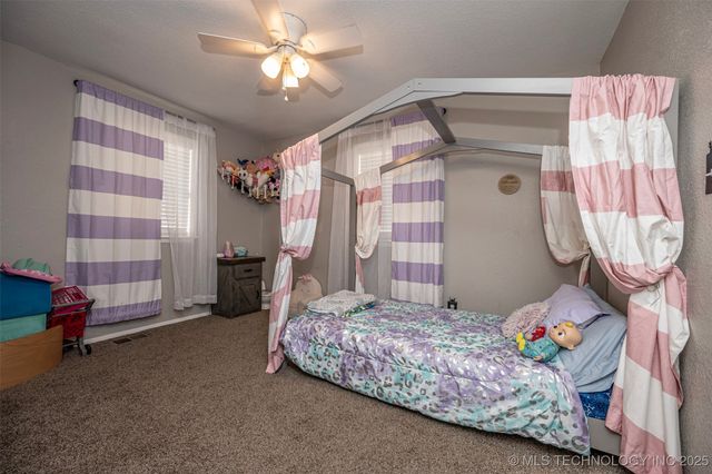 1402 W 10th, Sulphur, OK 73086