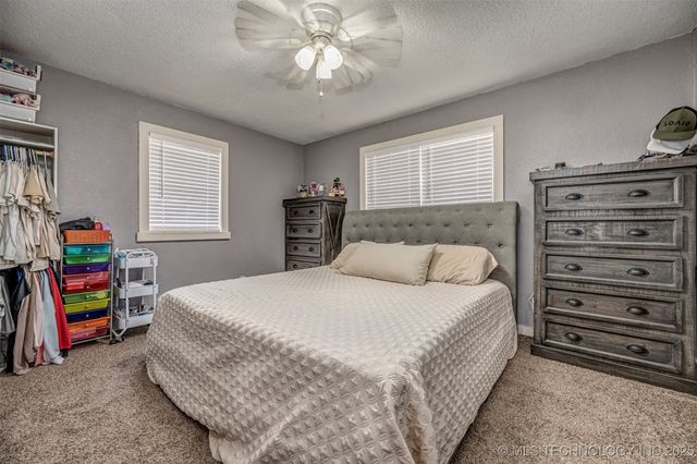 1402 W 10th, Sulphur, OK 73086