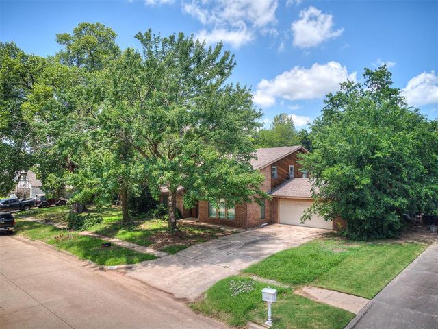 1111 Robin Hood Lane, Norman, OK 73072