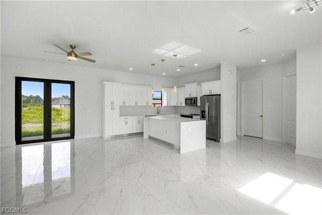 744 Oakridge AVE S, Lehigh Acres, FL 33974